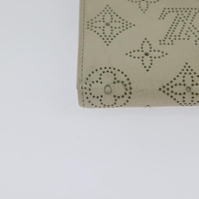 LOUIS VUITTON Mahina Portefeuille Iris Wallet White M58159 LV Auth 119483