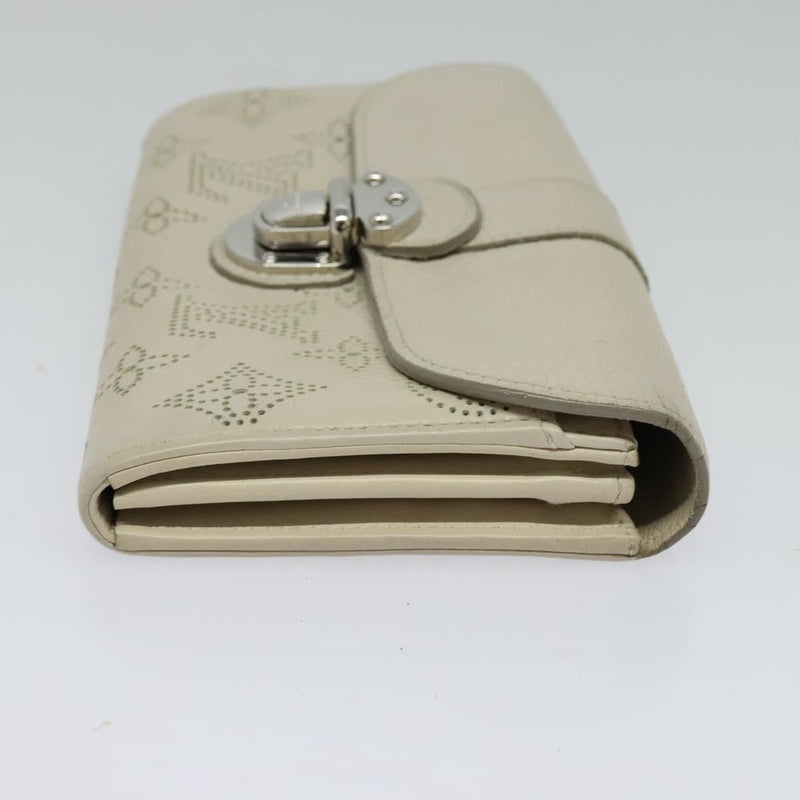LOUIS VUITTON Mahina Portefeuille Iris Wallet White M58159 LV Auth 119483