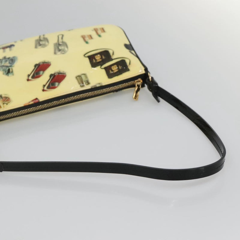 LOUIS VUITTON Vernis sticker Pochette Accessoires Pouch White M90928 Auth 120036
