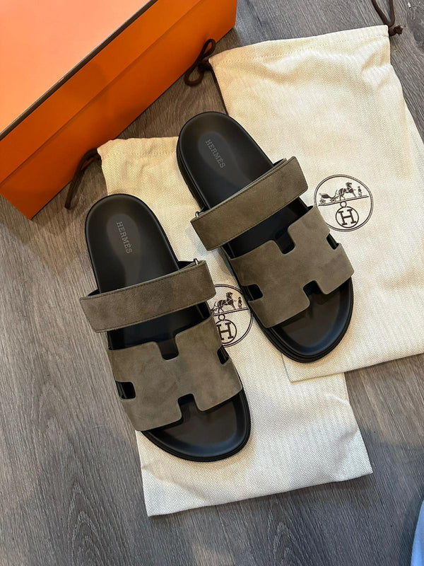 Hermés Chypre Sandals (Khaki/Black)