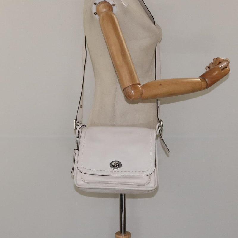 Coach Shoulder Bag Leather White Auth bs24410