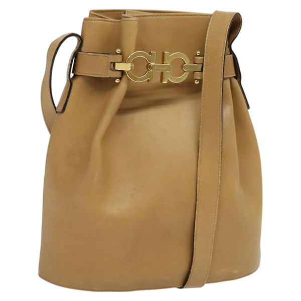 Salvatore Ferragamo Shoulder Bag Leather Beige Gold Auth kk464