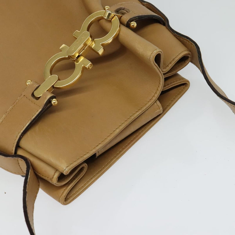Salvatore Ferragamo Shoulder Bag Leather Beige Gold Auth kk464