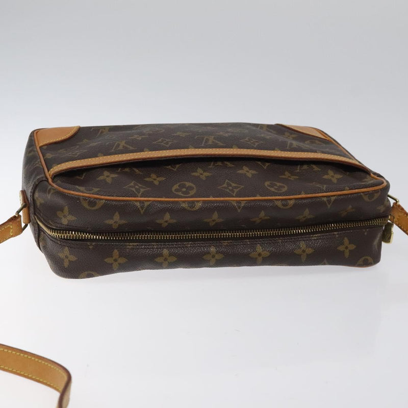 LOUIS VUITTON Monogram Trocadero 27 Shoulder Bag M51274 LV Auth PP480